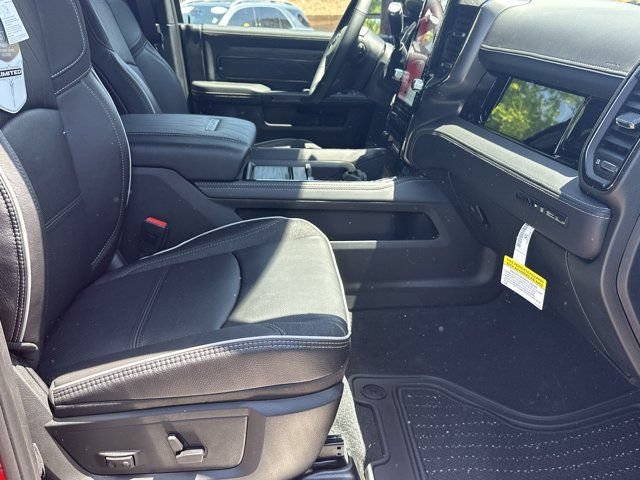 New 2026 RAM 2500 Limited AWD/4WD image 15