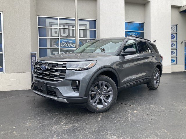 New 2026 Ford Explorer Active w/ Active Comfort Package AWD/4WD image 2