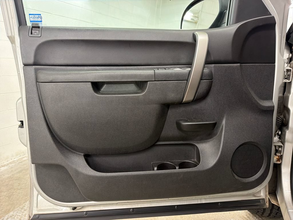 Used 2011 Chevrolet Silverado 1500 LS RWD image 14