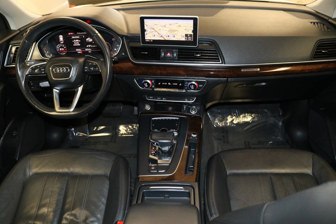 Used 2018 Audi Q5 2.0T Premium image 16