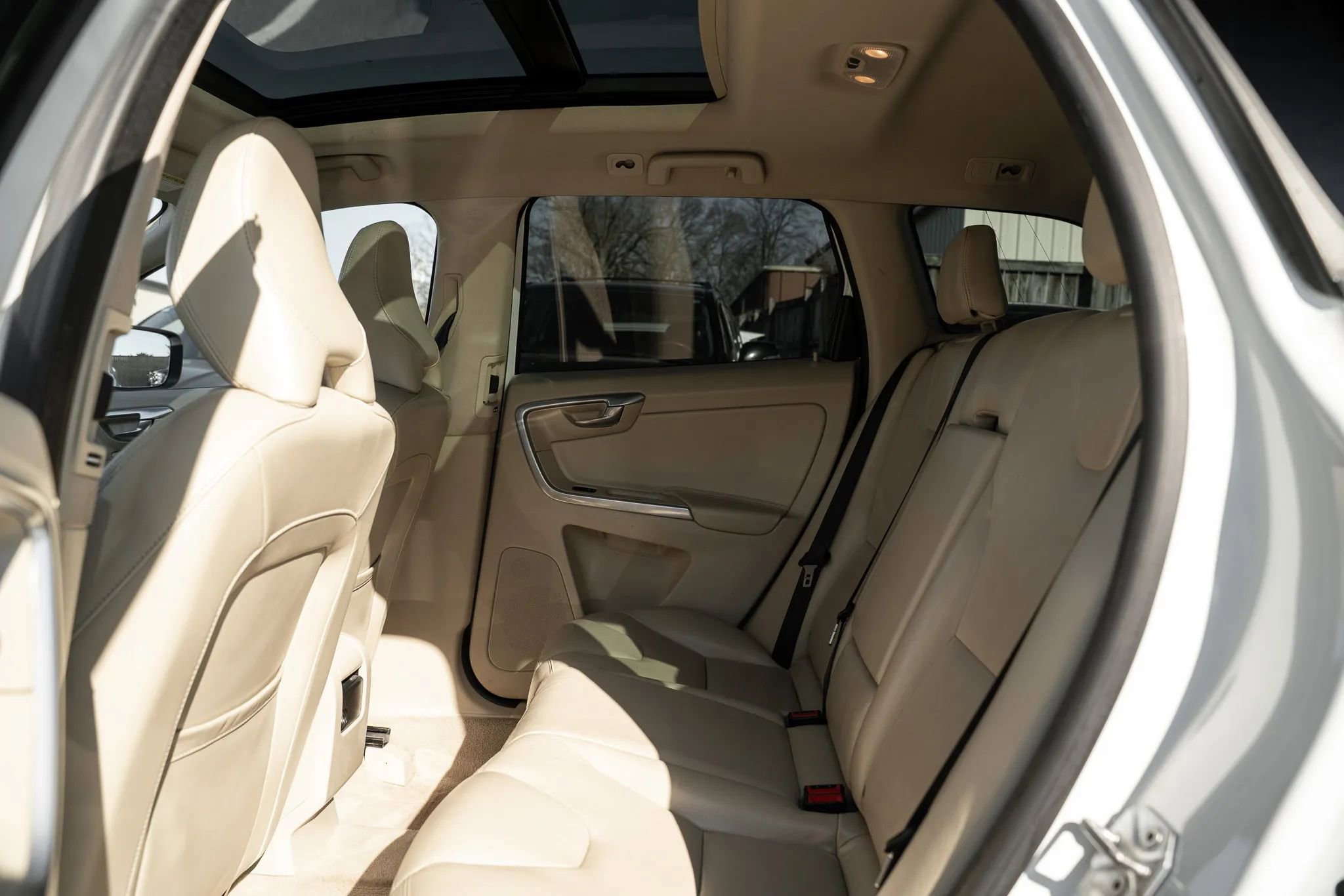 Used 2016 Volvo XC60 T5 Premier image 8