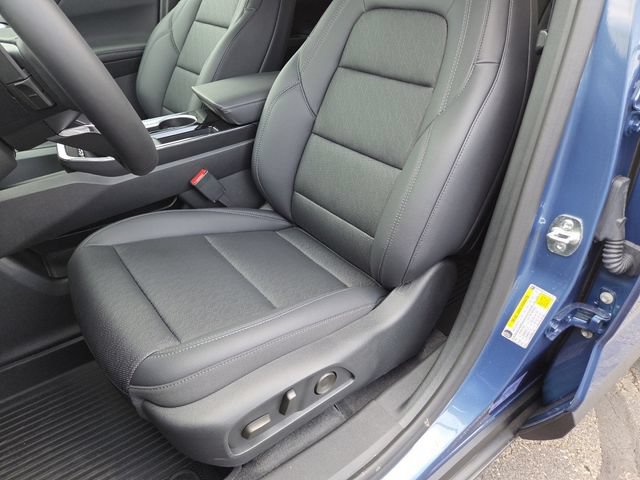 New 2027 Chevrolet Equinox LT w/ Convenience Package II AWD/4WD image 24