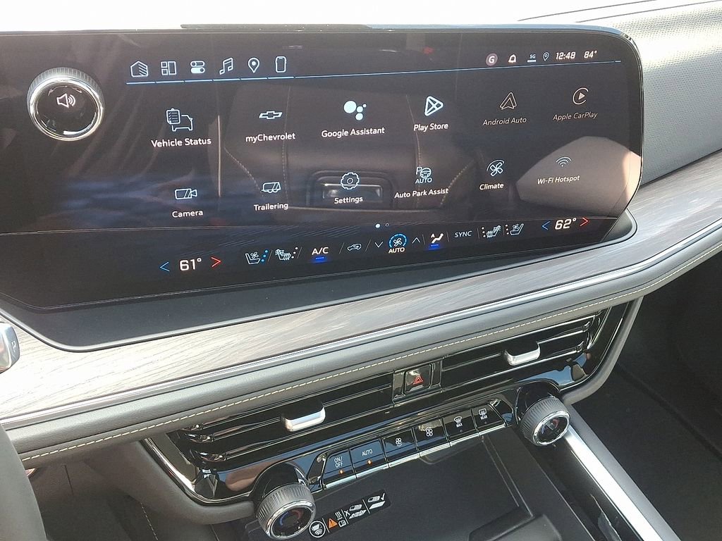 New 2026 Chevrolet Suburban Premier image 8