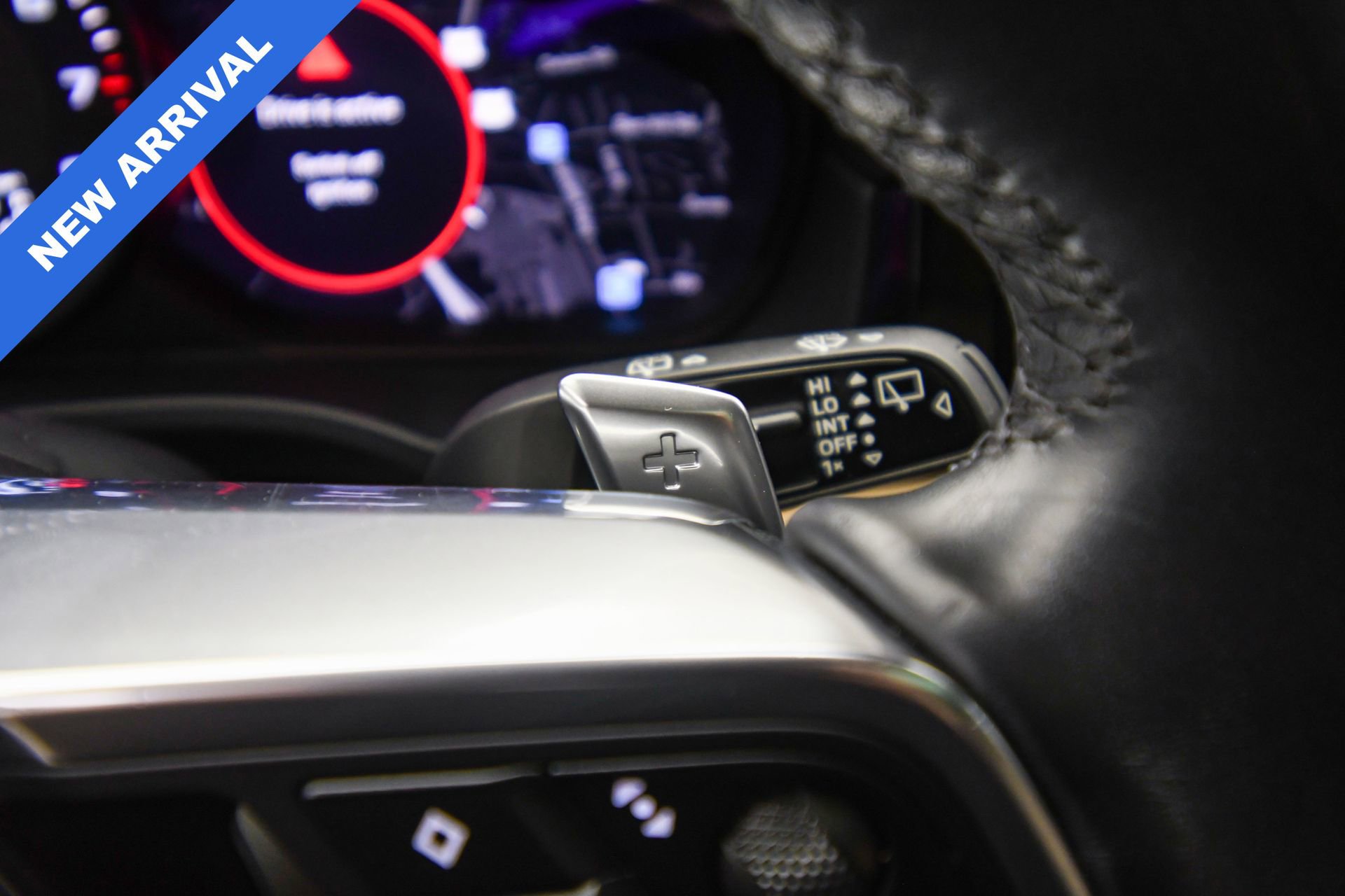 Used 2023 Porsche Cayenne Platinum Edition image 37