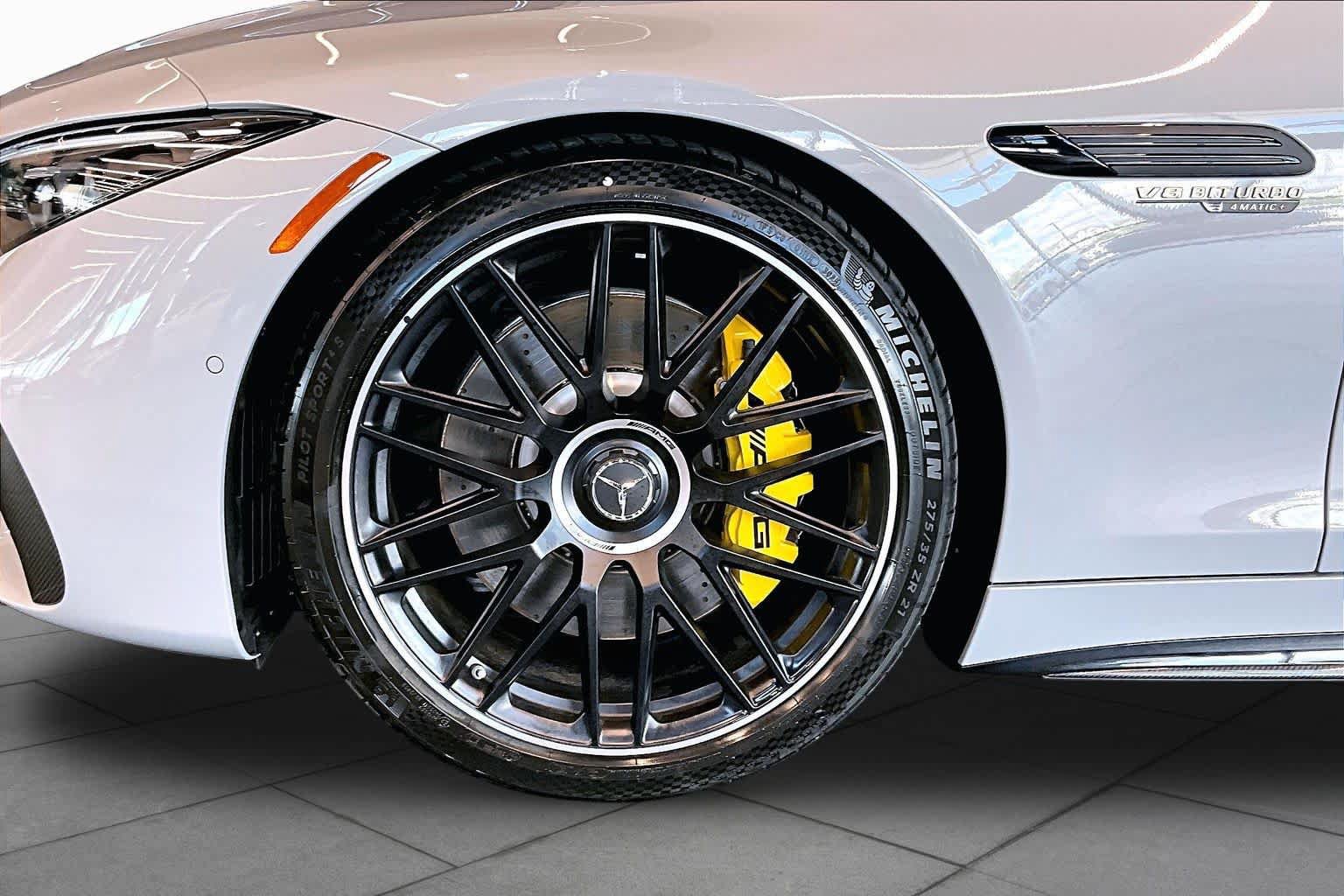 New 2026 Mercedes-Benz SL 63 AMG 4MATIC image 11