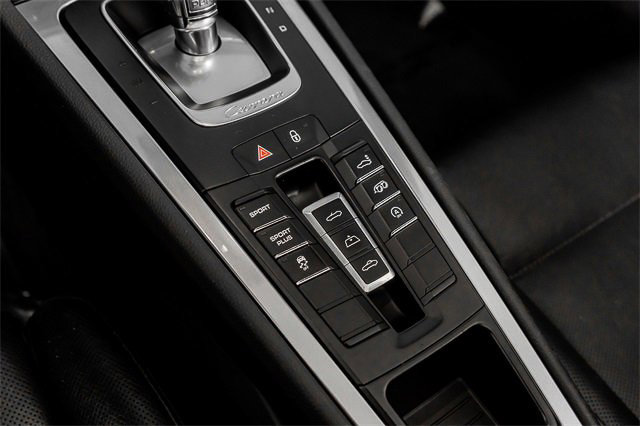 Used 2013 Porsche 911 Carrera image 31
