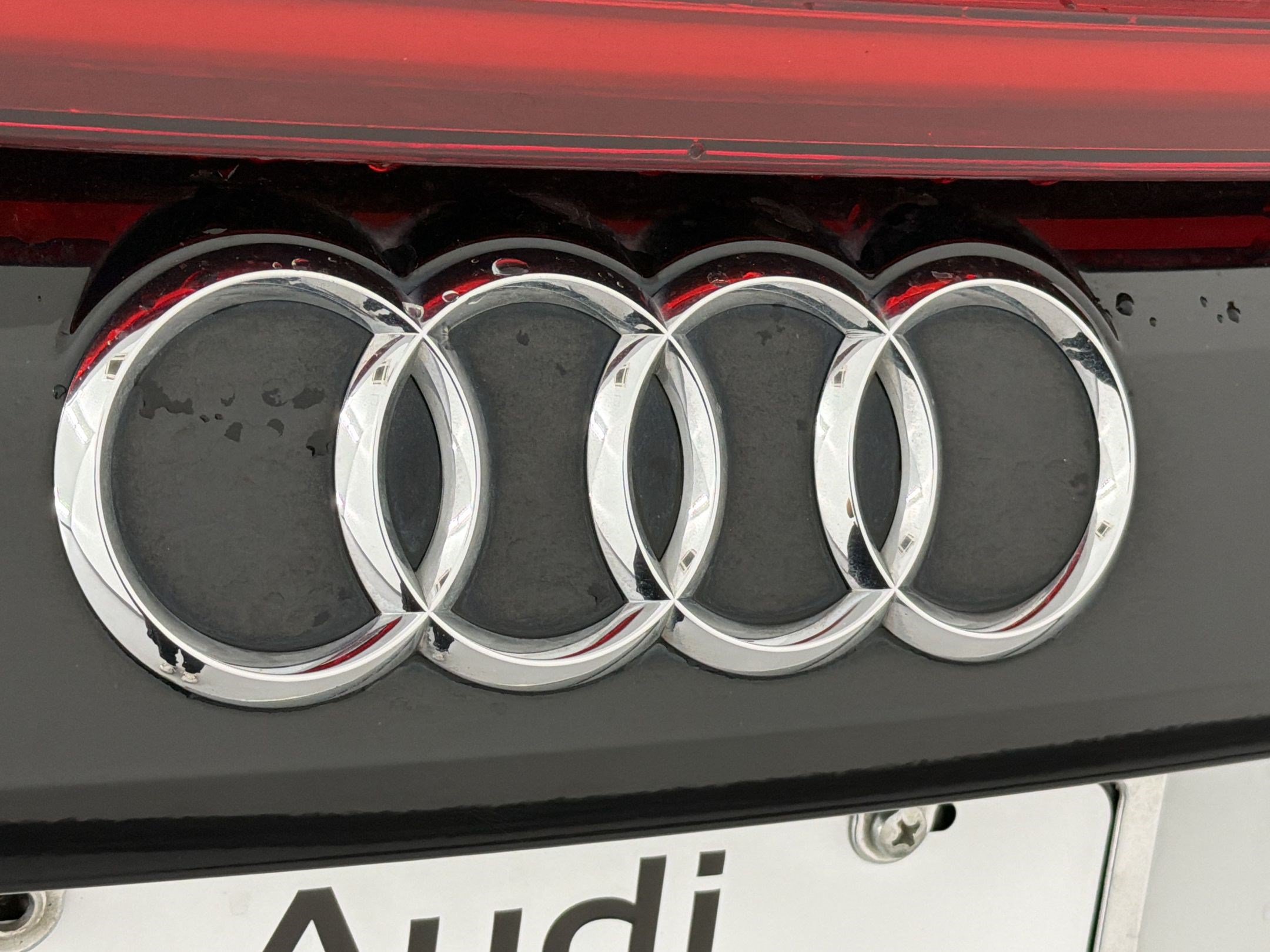 Used 2022 Audi Q8 Prestige w/ Prestige Package AWD/4WD image 38