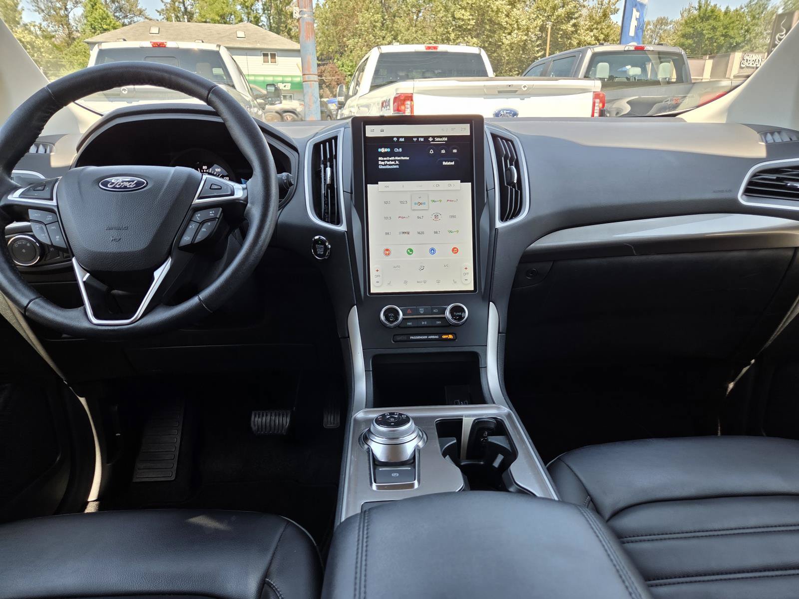 Used 2024 Ford Edge SEL AWD/4WD image 15