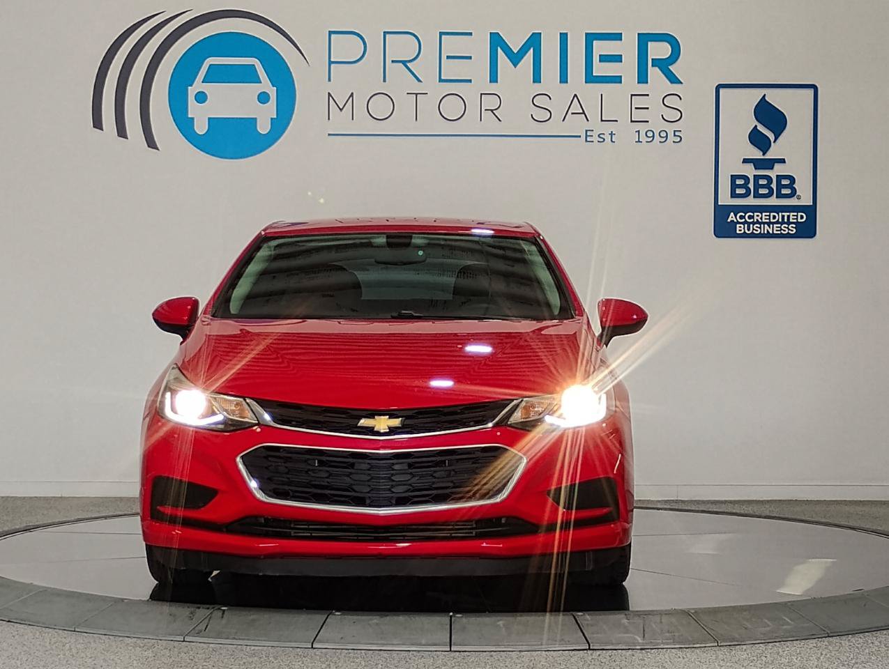 Used 2017 Chevrolet Cruze LT w/ Convenience Package FWD image 21