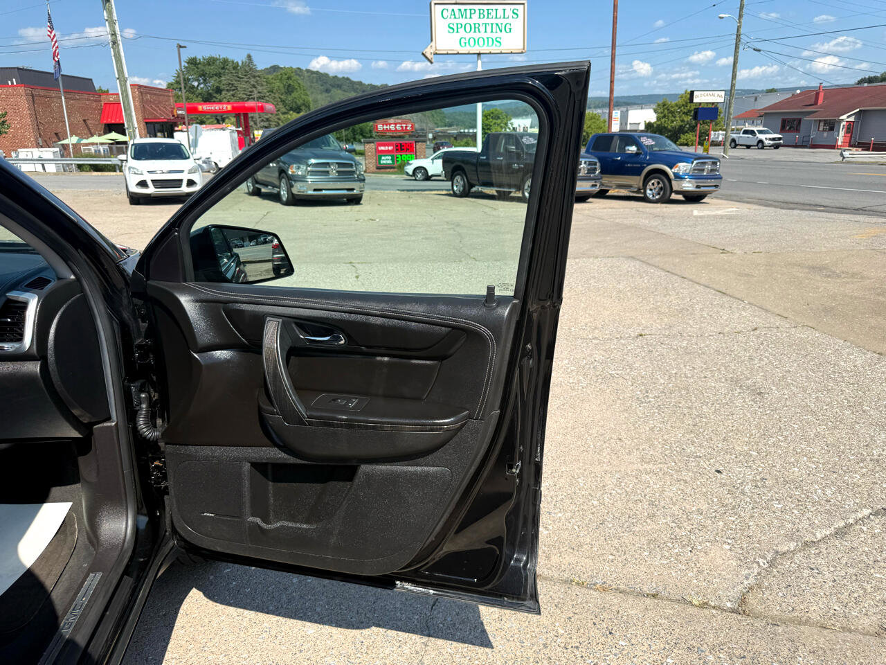 Used 2017 GMC Acadia Limited SLT image 69