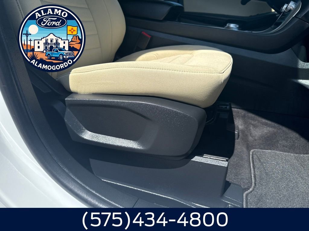 Used 2024 Ford Edge SE image 17