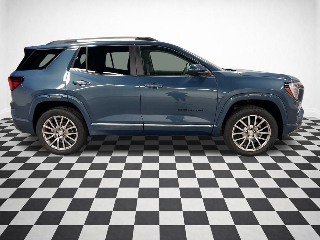 New 2026 GMC Terrain Denali w/ LPO, Black Badging Package AWD/4WD image 2