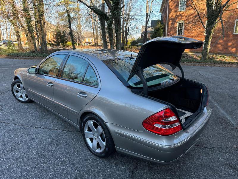 Used 2006 Mercedes-Benz E 500 Sedan image 14