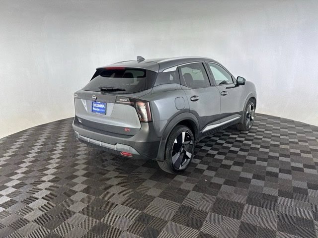 Used 2025 Nissan Kicks SR FWD image 6
