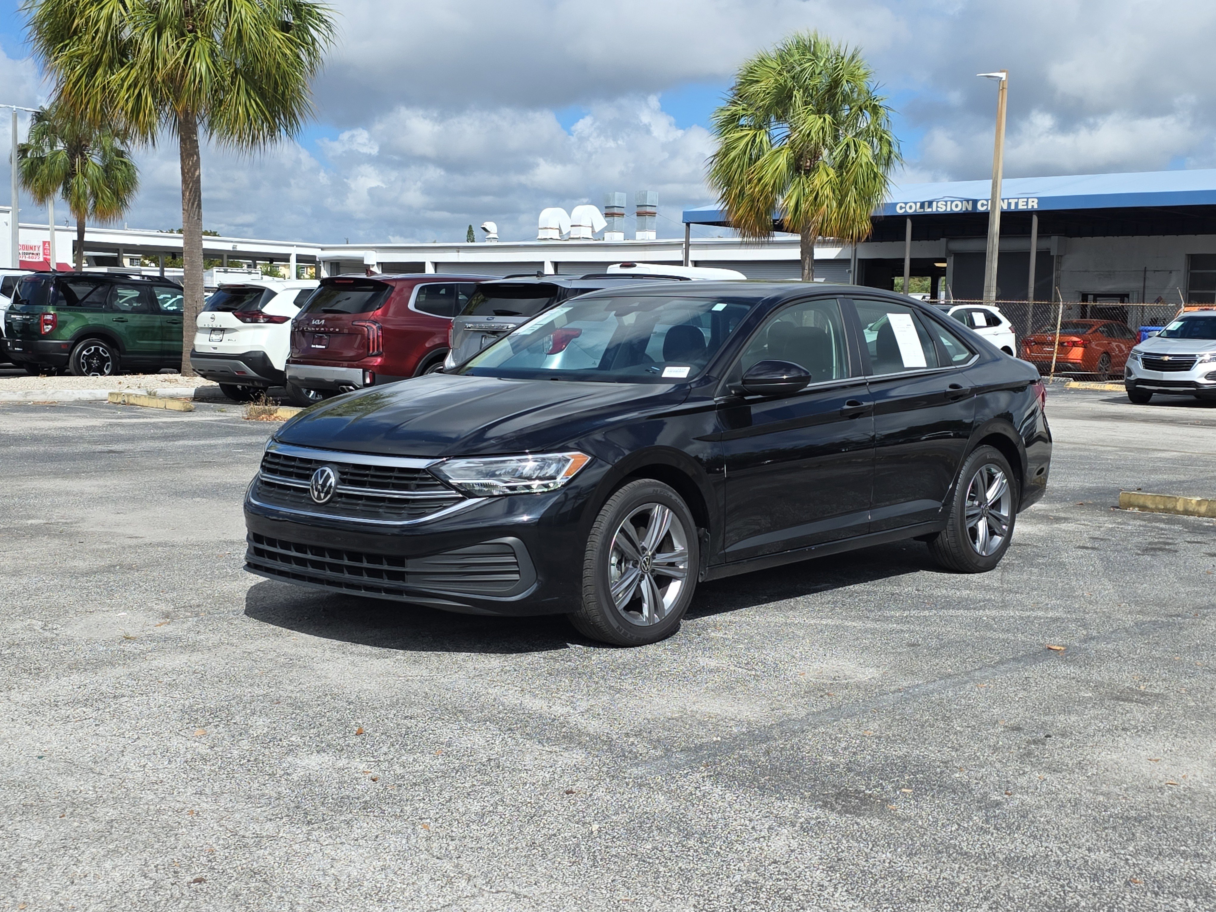 Used 2024 Volkswagen Jetta SE image 43