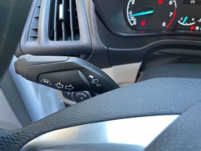 Used 2023 Ford Transit Connect XLT image 31