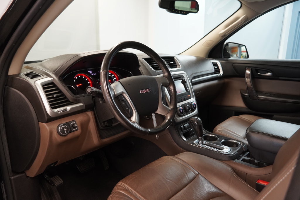 Used 2017 GMC Acadia Limited SLT AWD/4WD image 7