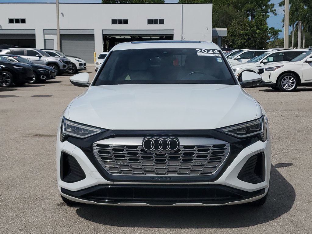 Certified 2024 Audi Q8 e-tron Premium Plus AWD/4WD image 10