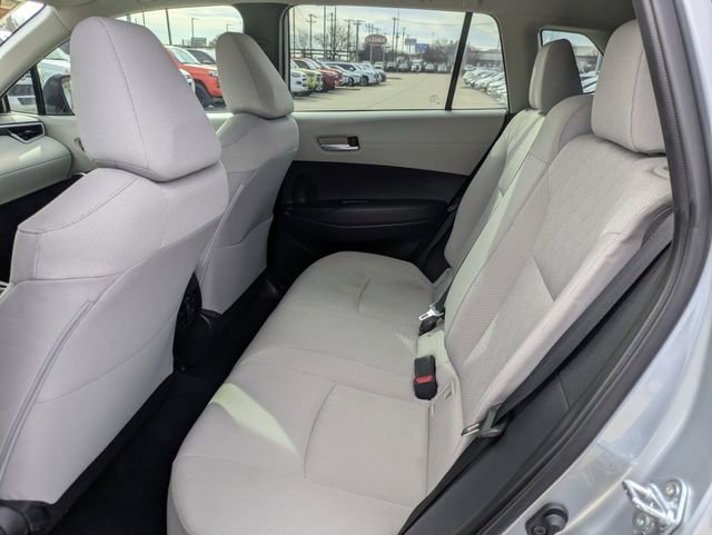 Used 2025 Toyota Corolla Cross L image 27