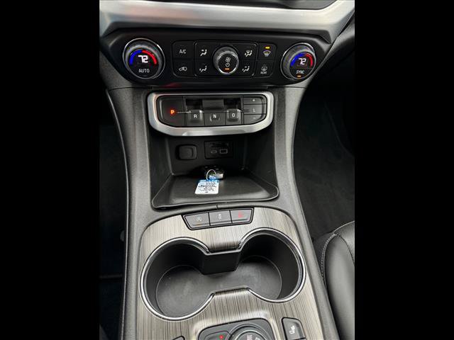 Used 2023 GMC Acadia SLT AWD/4WD image 12