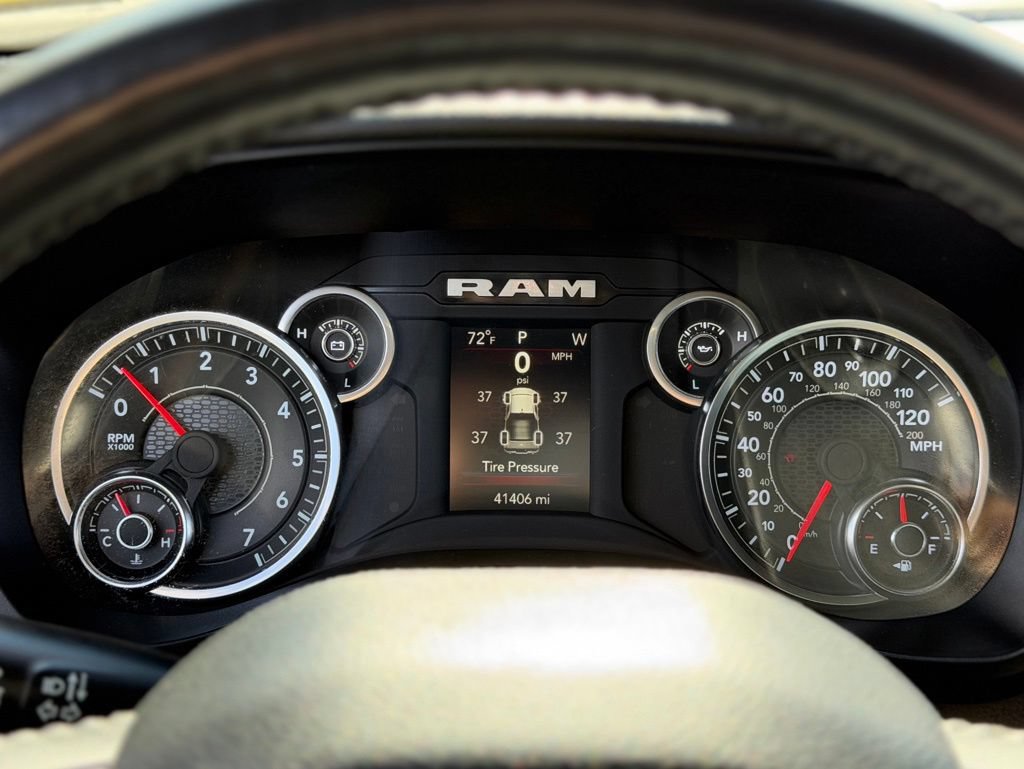 Used 2024 RAM 1500 Big Horn AWD/4WD image 11