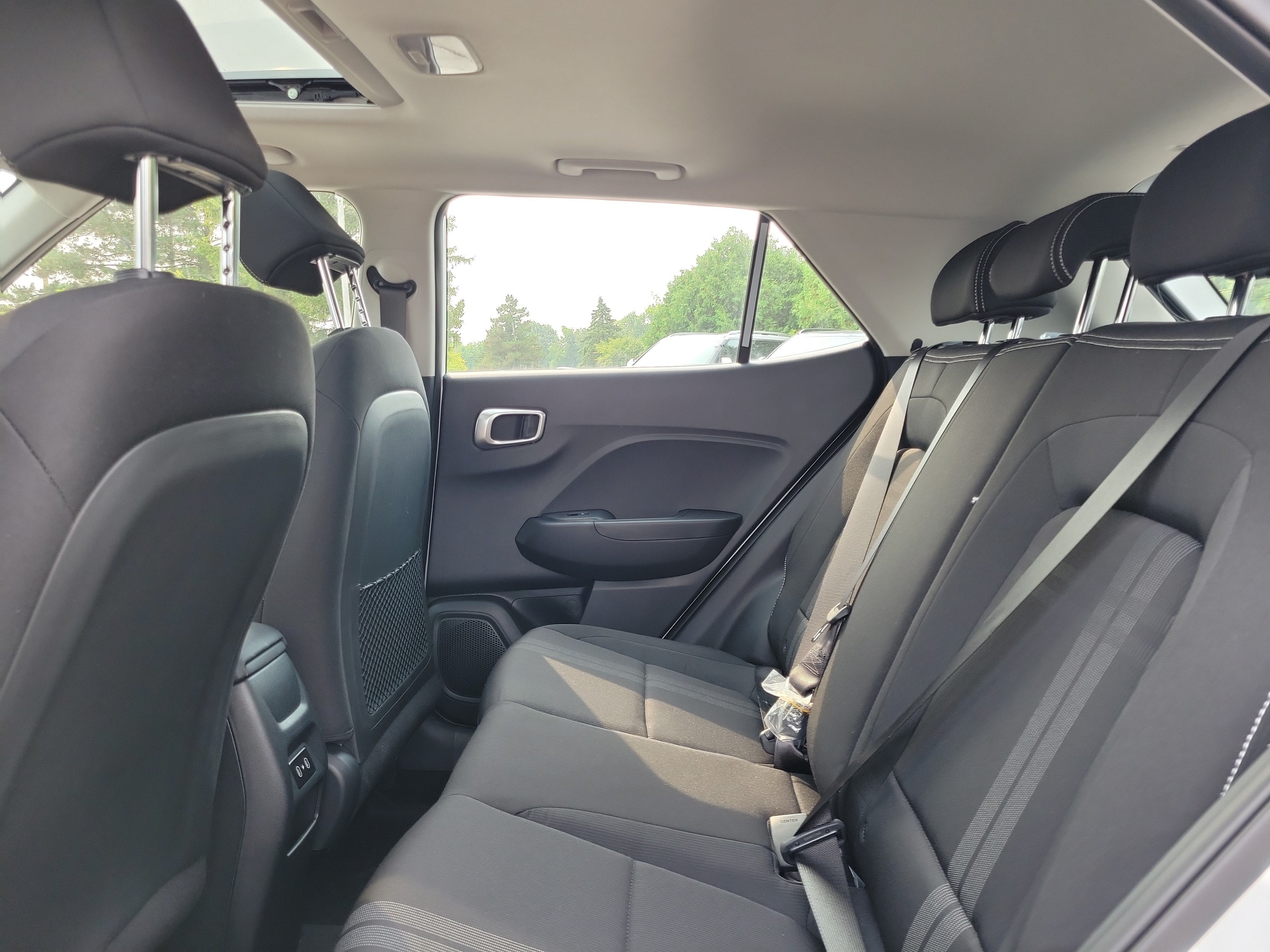 New 2026 Hyundai Venue SEL FWD image 11