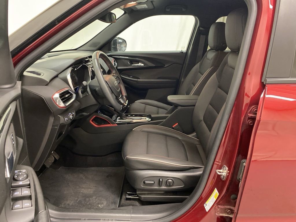 Certified 2022 Chevrolet TrailBlazer RS w/ Technology Package image 14