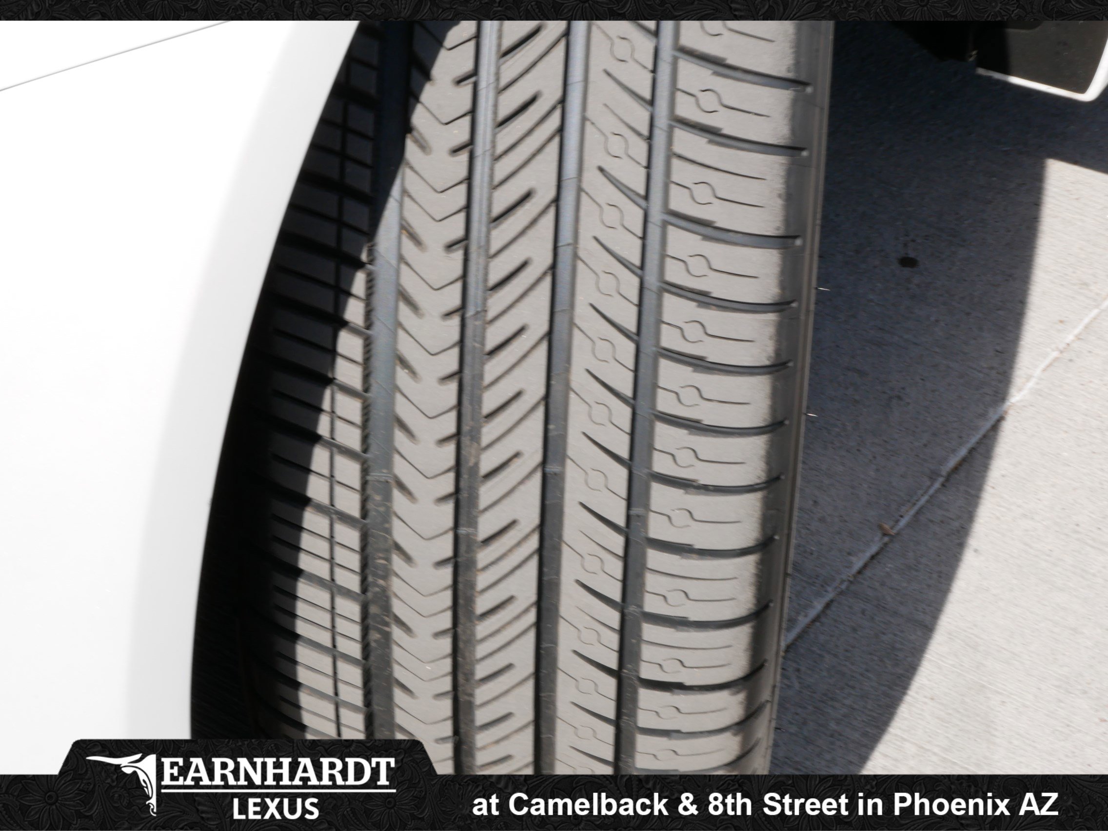 Used 2013 Lexus LS 460 w/ Comfort Pkg RWD image 19