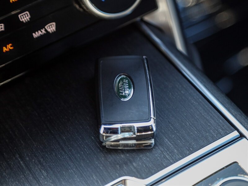 Used 2023 Land Rover Range Rover Autobiography AWD/4WD image 34