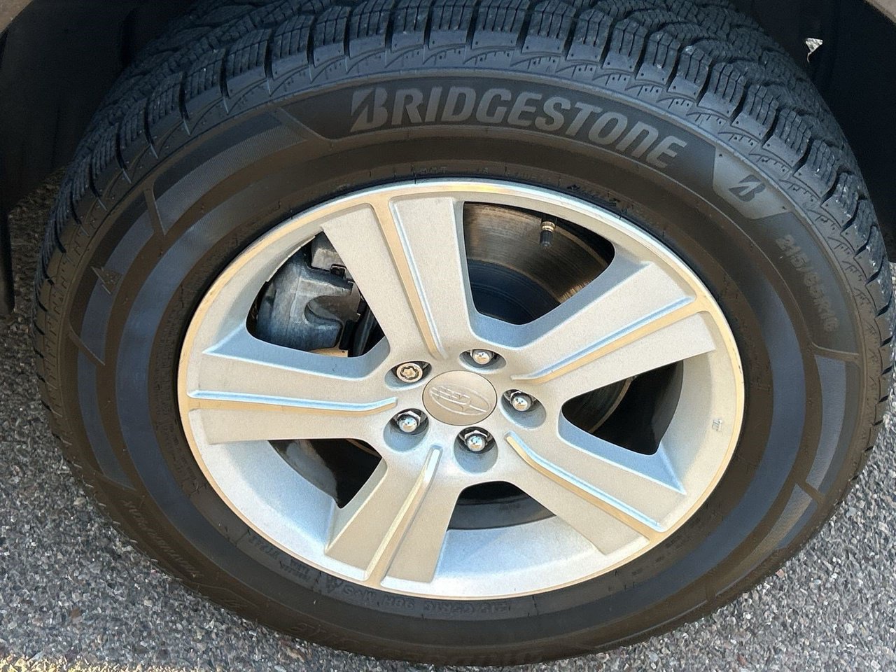 Used 2010 Subaru Forester 2.5X AWD/4WD image 6