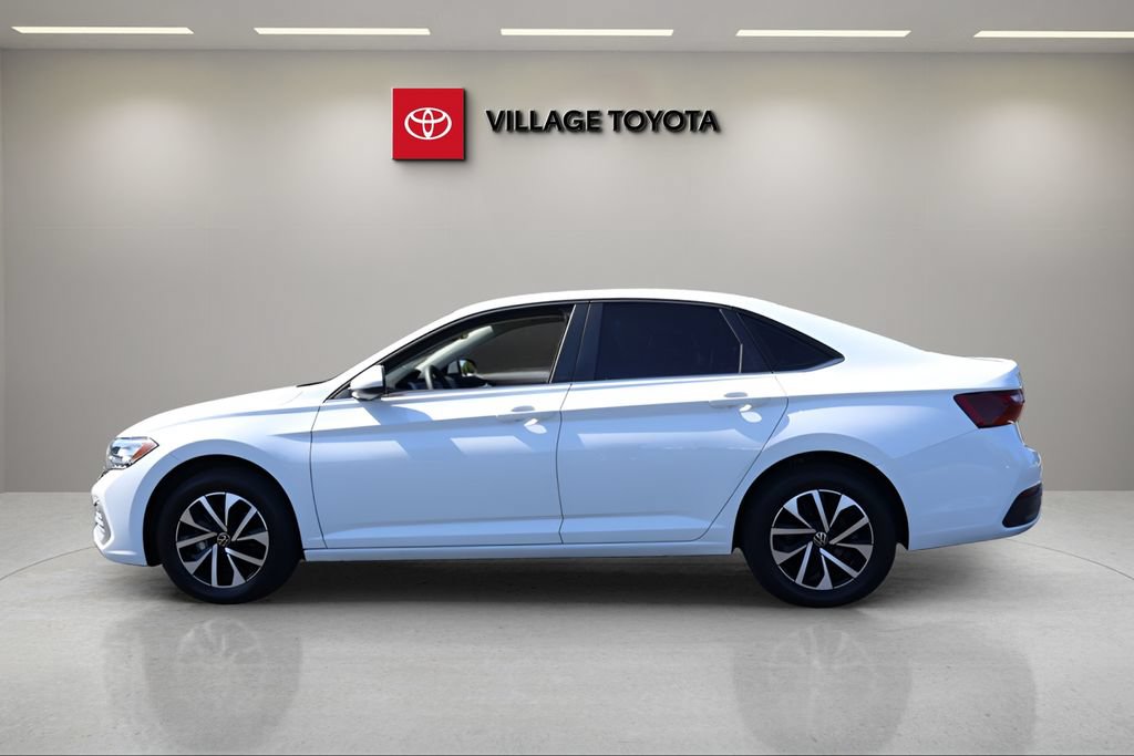 Used 2023 Volkswagen Jetta S FWD image 2