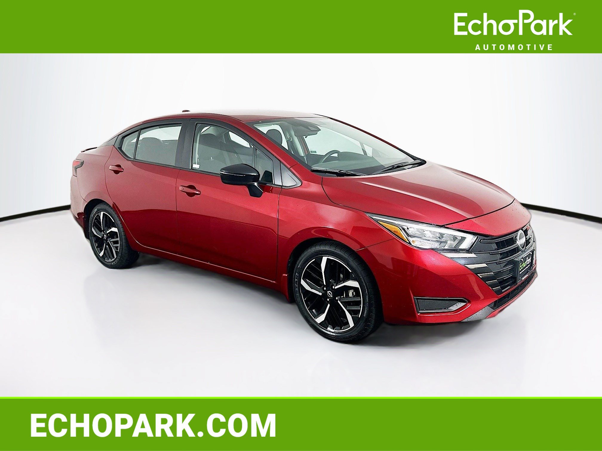 Used 2025 Nissan Versa SR w/ Trunk Package