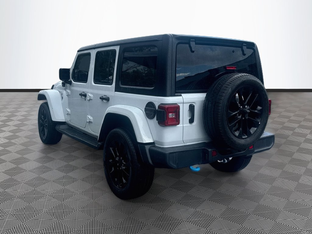 Used 2023 Jeep Wrangler Unlimited Sahara AWD/4WD image 8