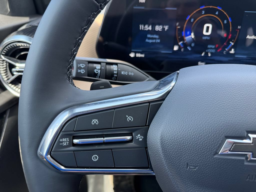 New 2027 Chevrolet Equinox ACTIV FWD image 20