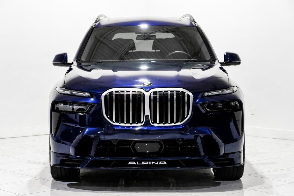 Used 2024 BMW ALPINA XB7 image 2