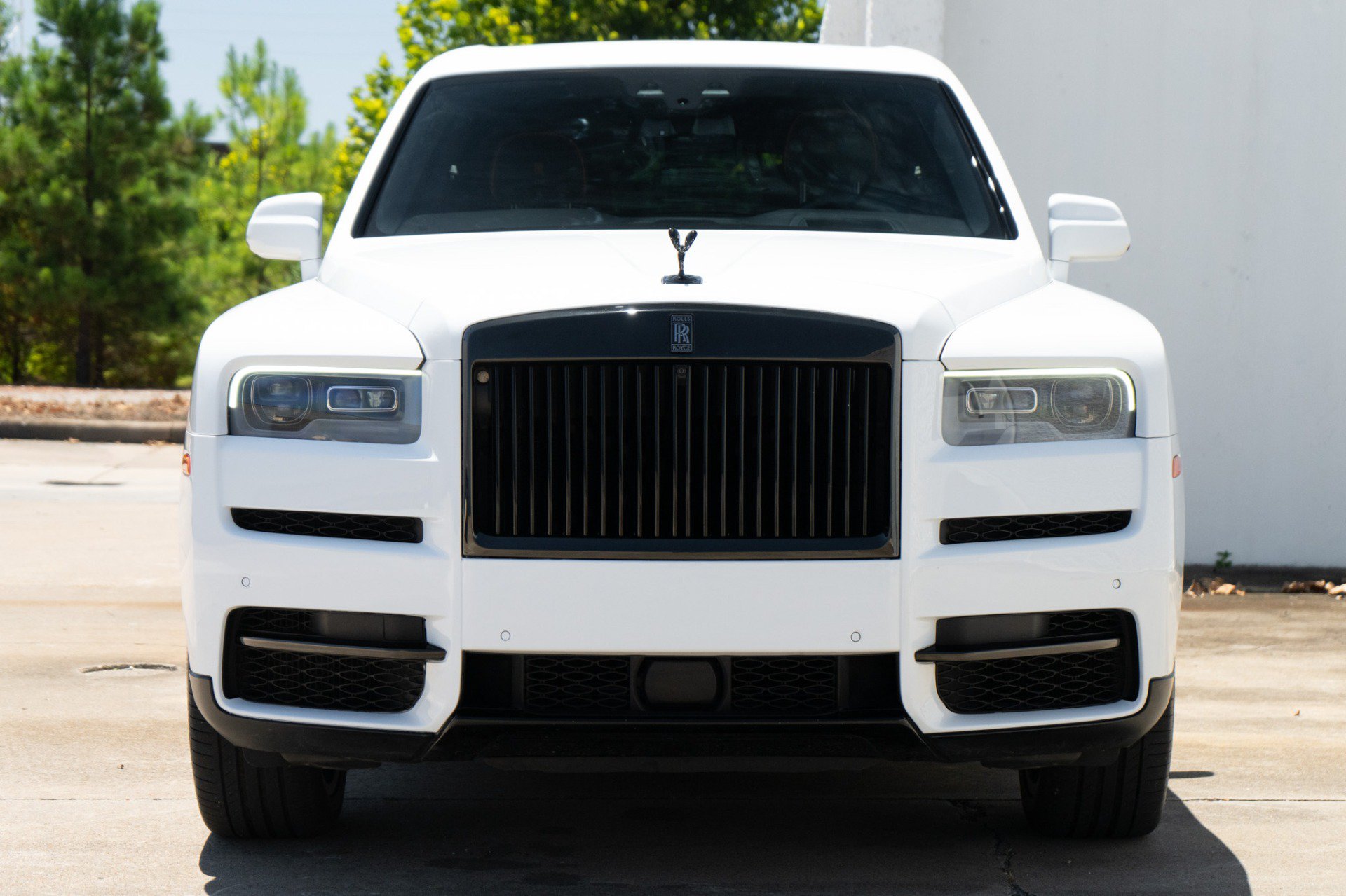 Used 2022 Rolls-Royce Cullinan Black Badge w/ Dark Exterior Package AWD/4WD image 21