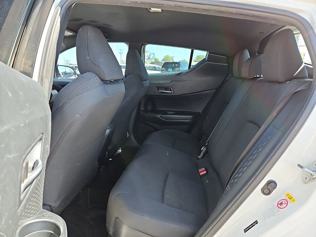 Used 2018 Toyota C-HR XLE FWD image 10