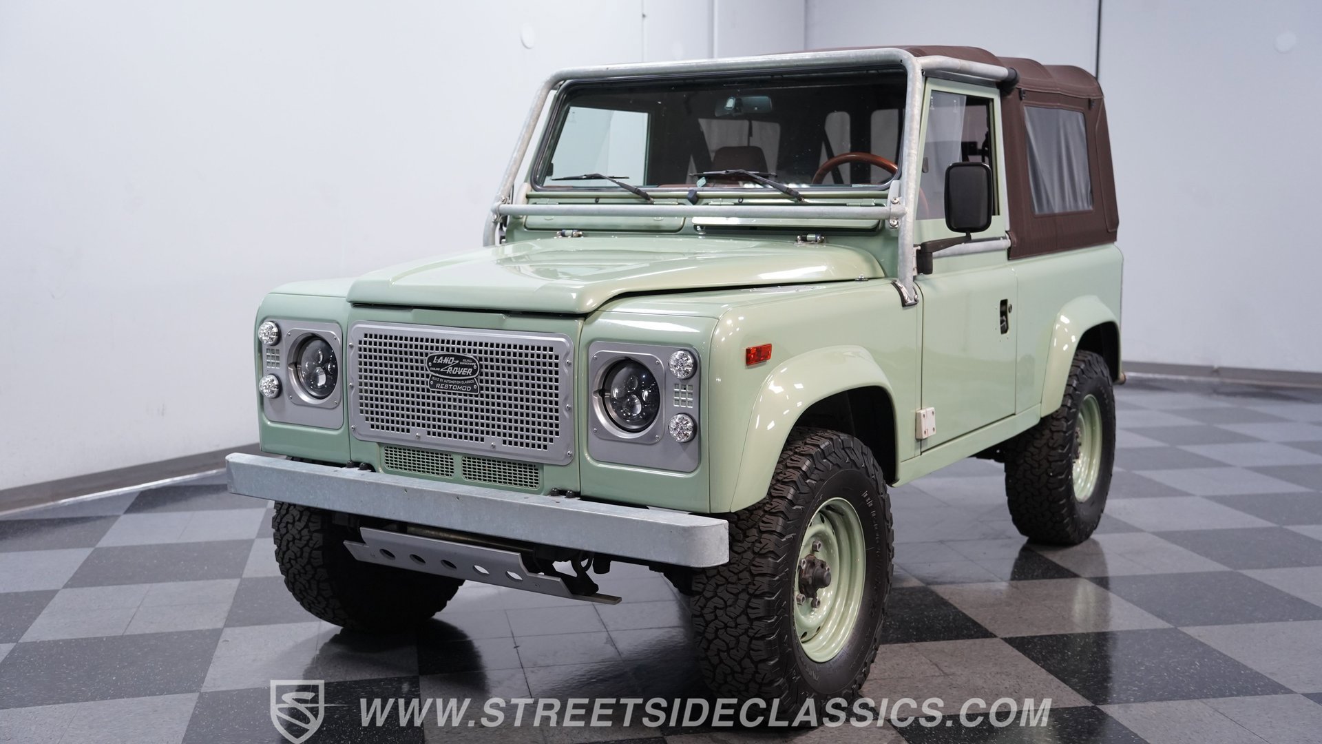 Used 1997 Land Rover Defender 90 AWD/4WD image 17