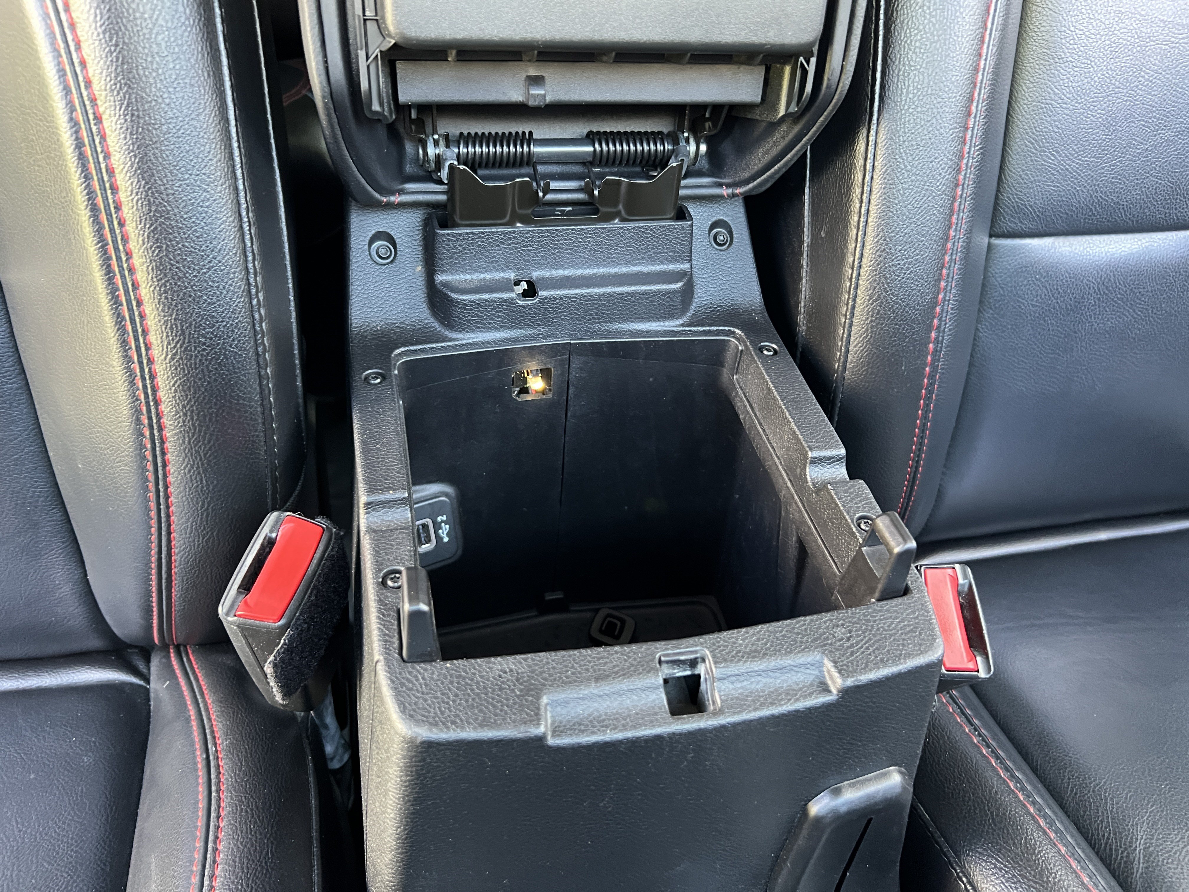 Used 2021 Jeep Wrangler Unlimited Rubicon w/ Uconnect 4C Nav & Sound Group AWD/4WD image 26