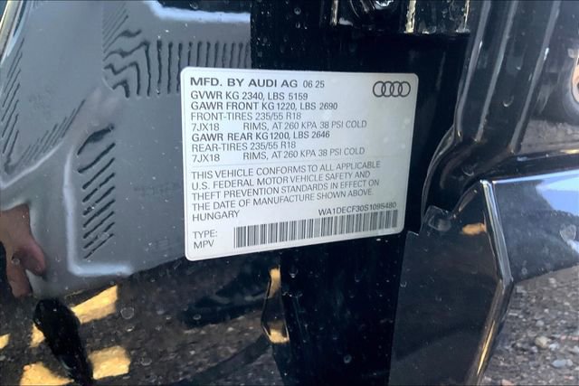 New 2025 Audi Q3 2.0T Premium image 13