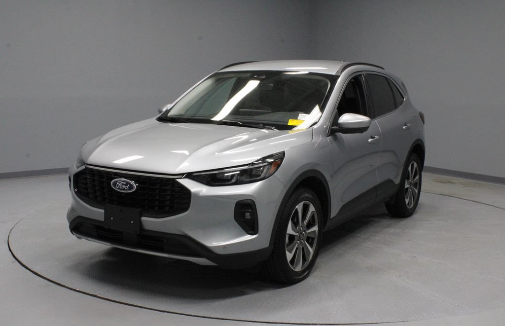Certified 2024 Ford Escape Platinum AWD/4WD image 7
