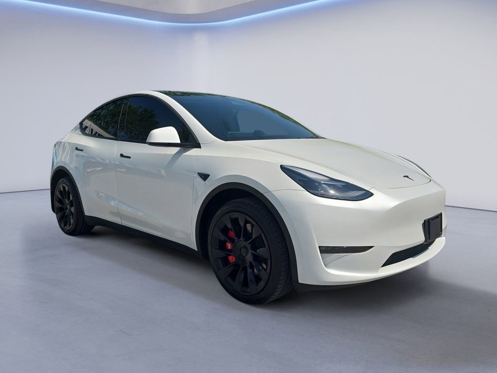 Used 2024 Tesla Model Y Long Range AWD/4WD image 8