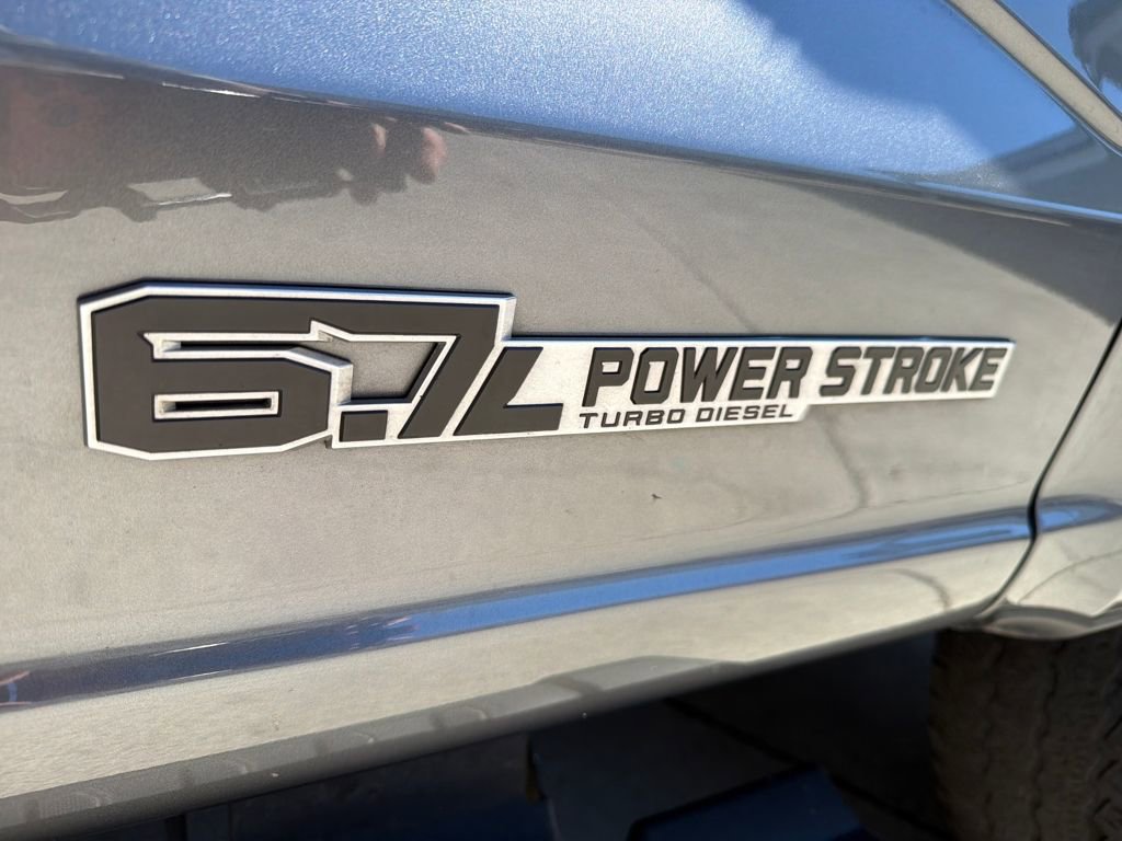 Used 2024 Ford F250 Lariat w/ Black Appearance Package image 11