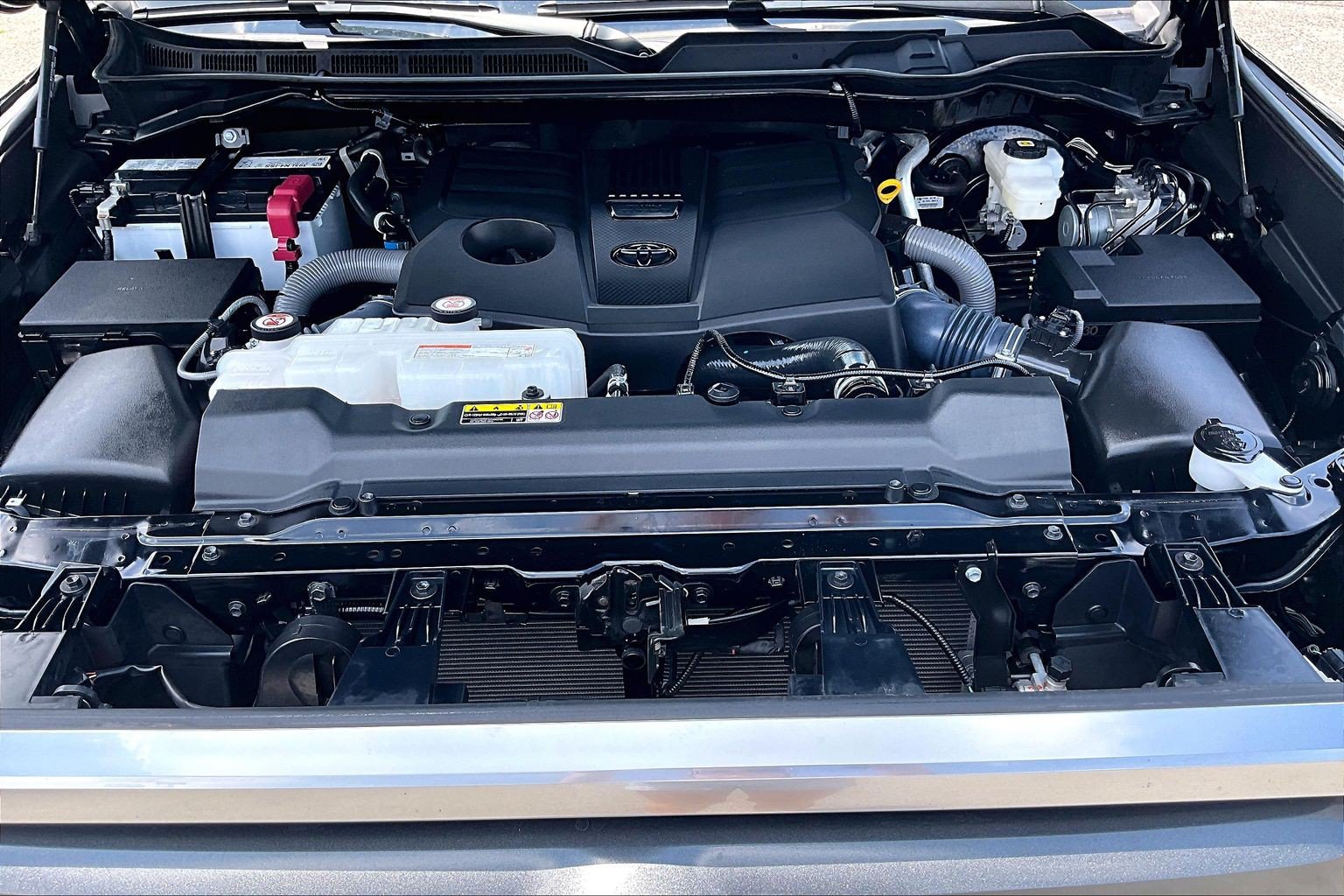 Used 2023 Toyota Tundra Limited AWD/4WD image 10