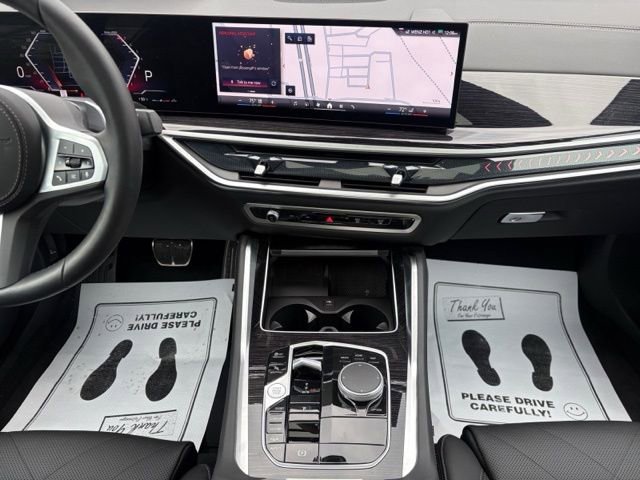 Used 2026 BMW X6 xDrive40i w/ Climate Comfort Package image 13