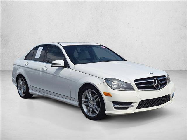 Used 2014 Mercedes-Benz C 250 Sedan image 3
