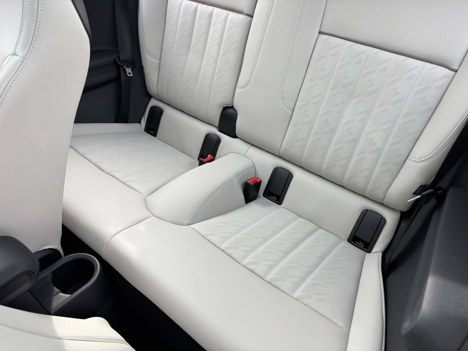 New 2026 MINI Cooper 2-Door Hardtop FWD image 28