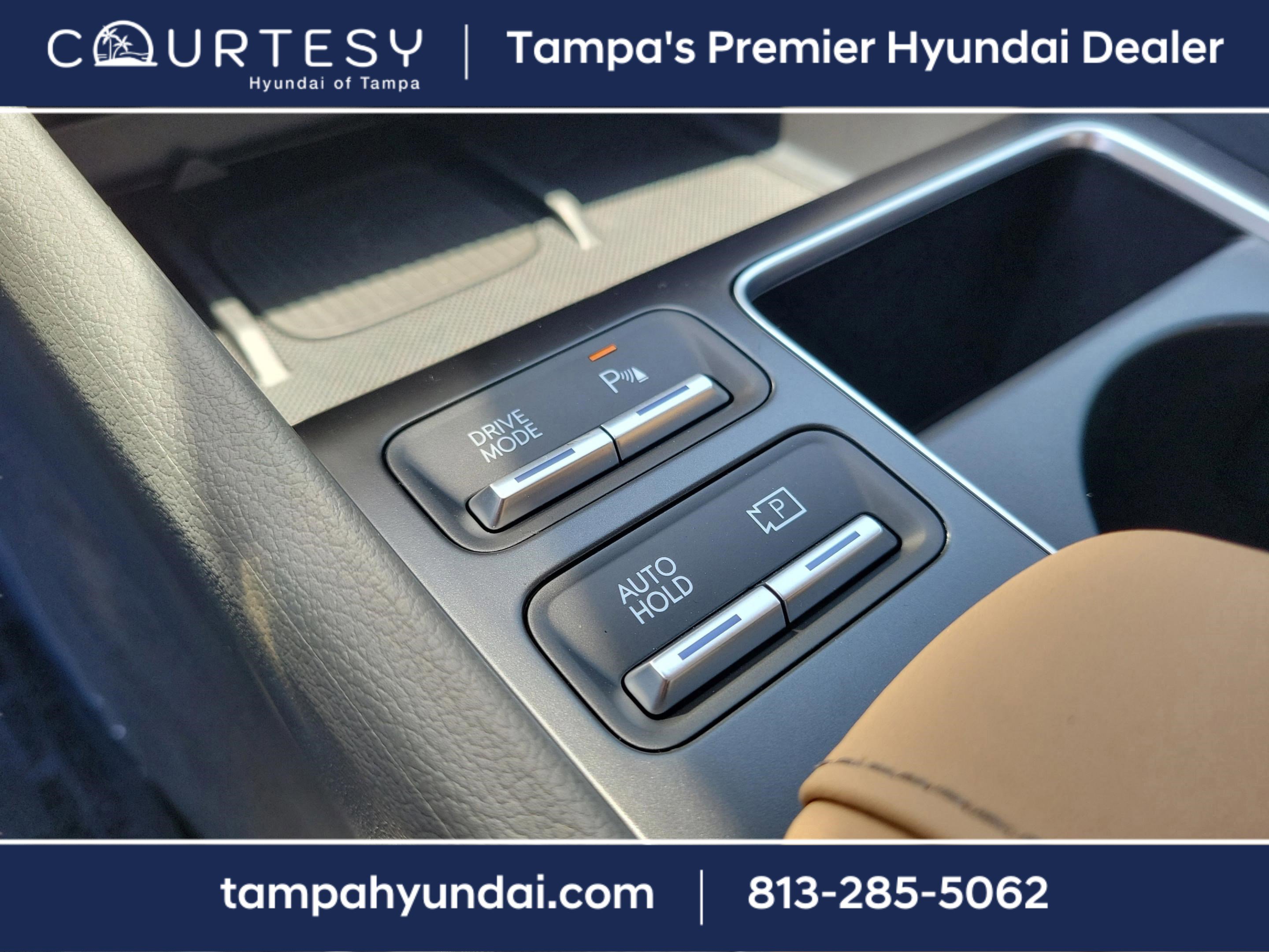 New 2025 Hyundai Sonata Limited image 25