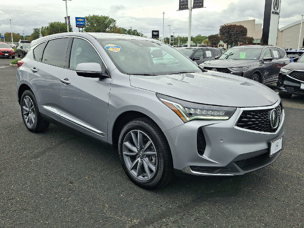 Certified 2024 Acura RDX w/ Technology Package AWD/4WD image 3