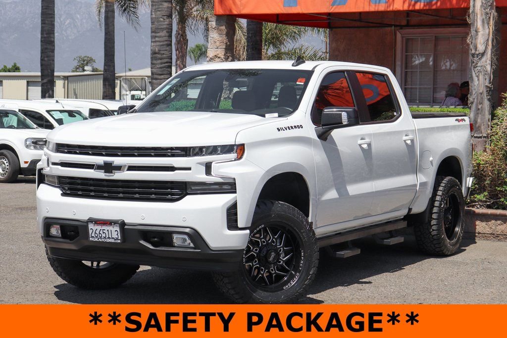 Used 2022 Chevrolet Silverado 1500 RST w/ Safety Package image 4